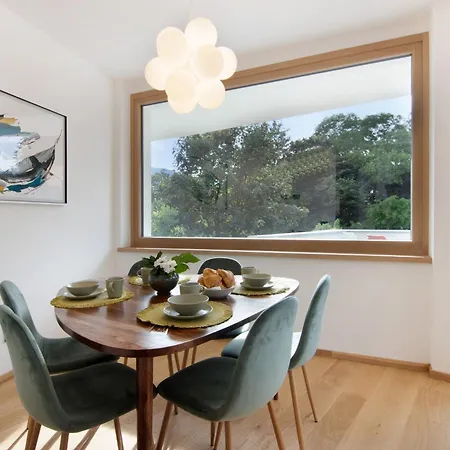 Apartman La Del In Terrazzo Colico