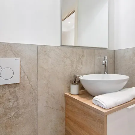 Apartman La Del In Terrazzo